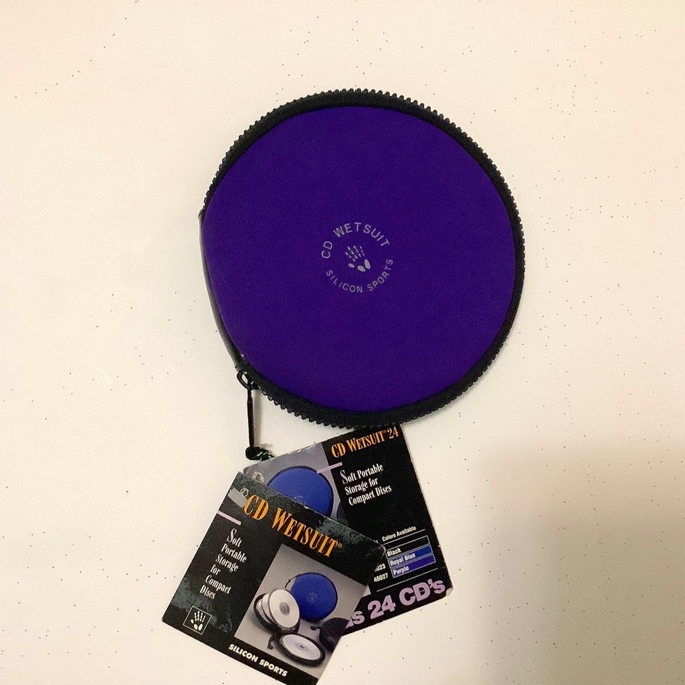 CD Wetsuit: Soft Portable Storage for 24 Compact Discs.